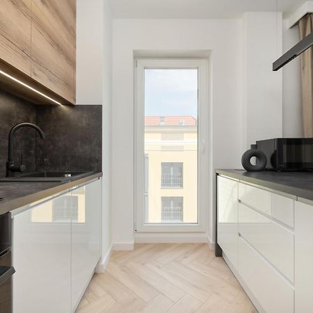 Elegancki Apartament Z Parkingiem Blisko Starego Miasta By Noclegi Renters Wrocław Kültér fotó